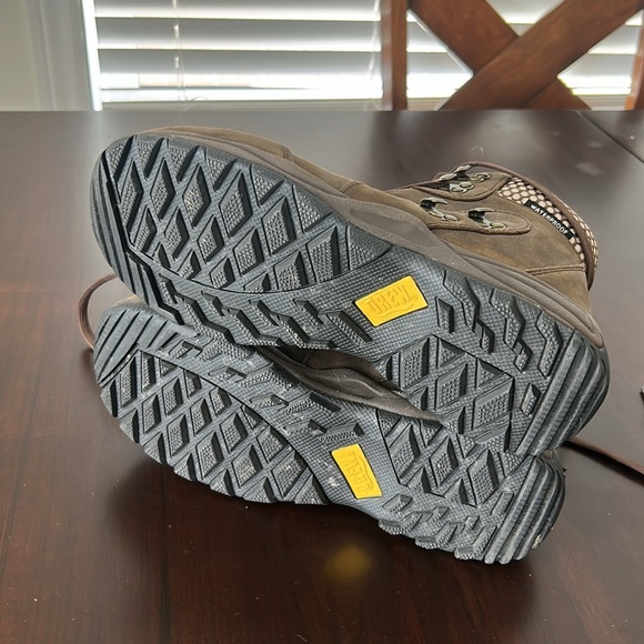 Drew Iceberg Waterproof Slip-Resistant Comfort Brown Nubuck Boots Women Sz. 8.5 - Picture 6 of 17